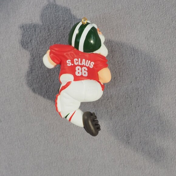 VTG Hallmark Christmas Ornament Touchdown Santa Handcrafted Football Keepsake 80 - Picture 5 of 9